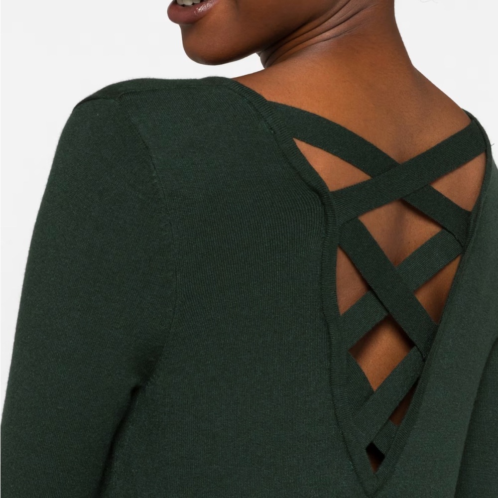 Mia Back Detail Sweater - Picture 2 of 4